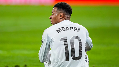 Mbappe kỷ niệm trận đấu thứ 100 cho Real Madrid bằng… chấn thương